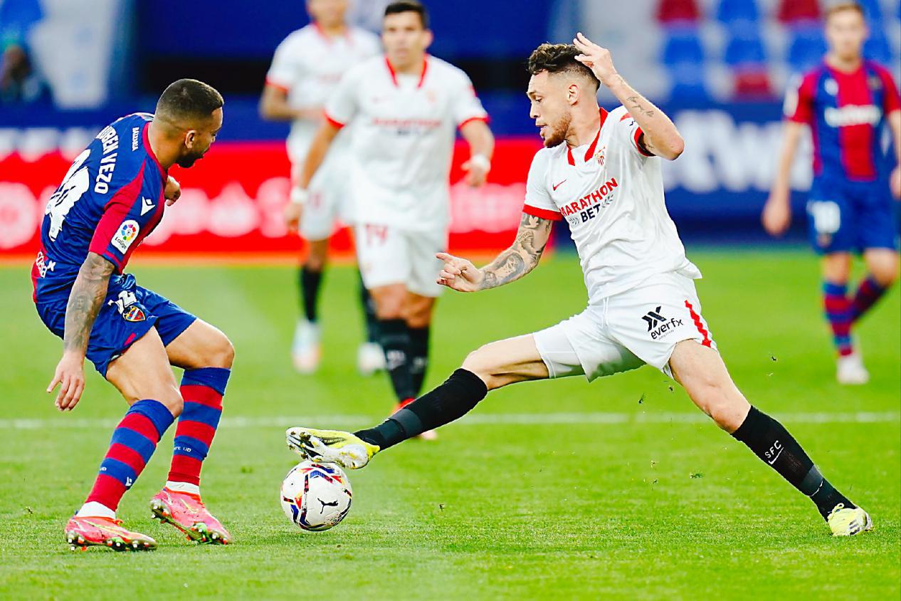 塞维利亚鏖战那不勒斯,佩德里状态火热 塞维利亚鏖战那不勒斯,佩德里状态火热