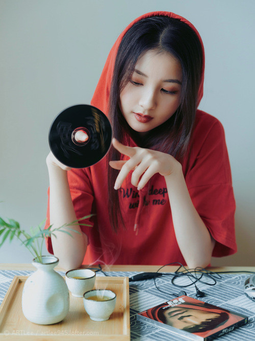 一球封喉,霍勒迪的绝杀与NBA宇宙的微小扰动