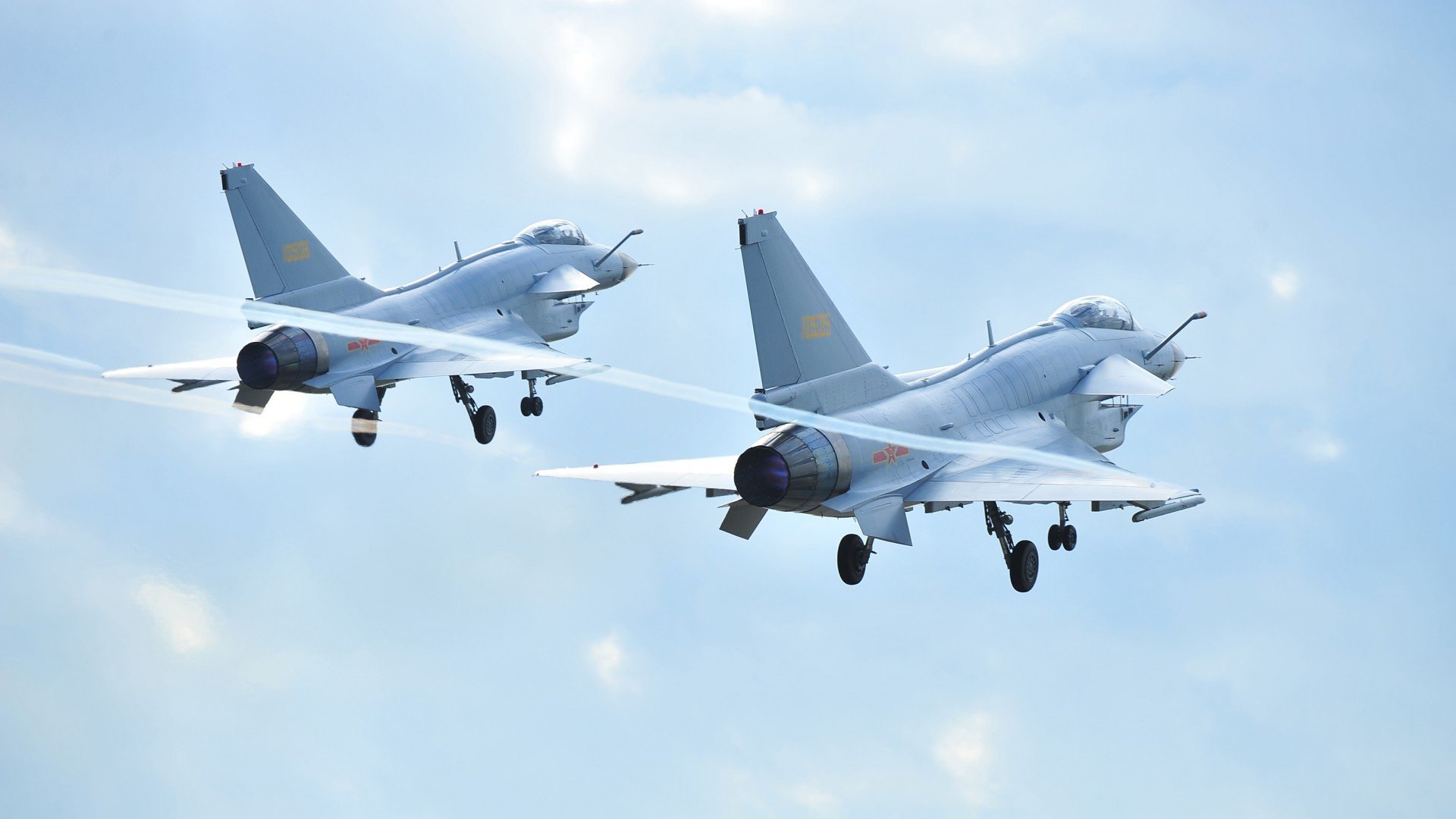 跨洋对决,北京队历史首次交锋湖人,哈登后撤步三分贡献制胜表现