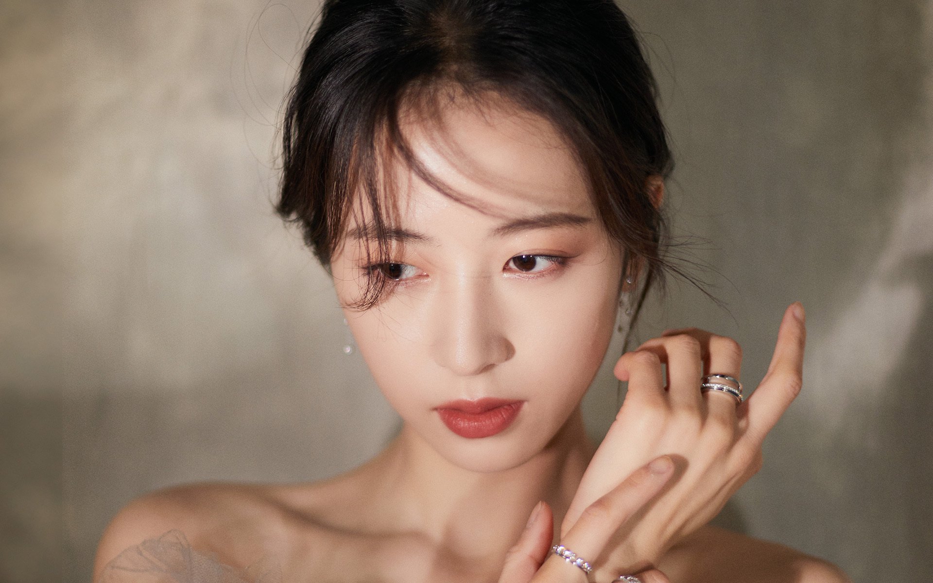 跨界王者，当华南虎咬碎悬念，拉梅洛在绿茵场完成终极接管